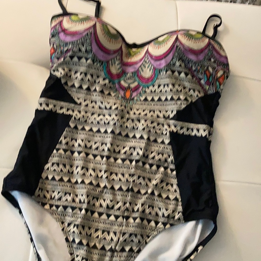 Bathing suit